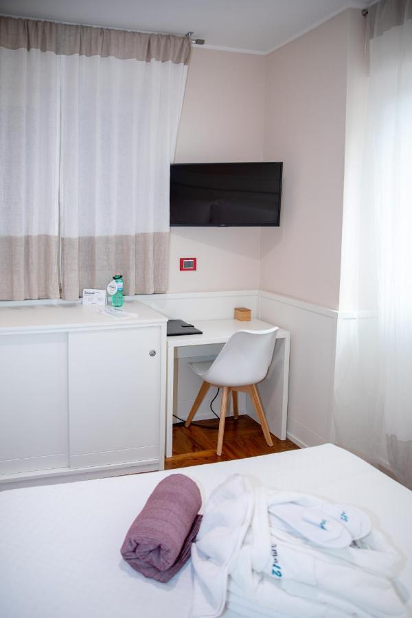 Emma 12 Hotel Rome Buitenkant foto